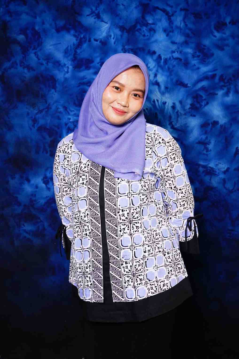 Nama Guru 2