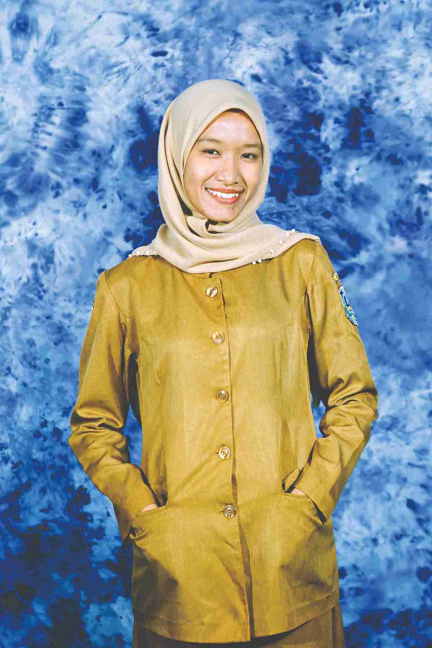 Nama Guru 2