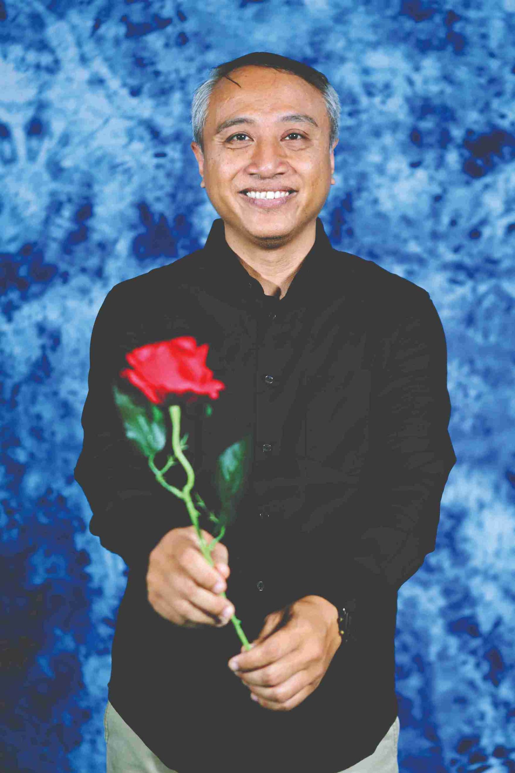 Nama Guru 2