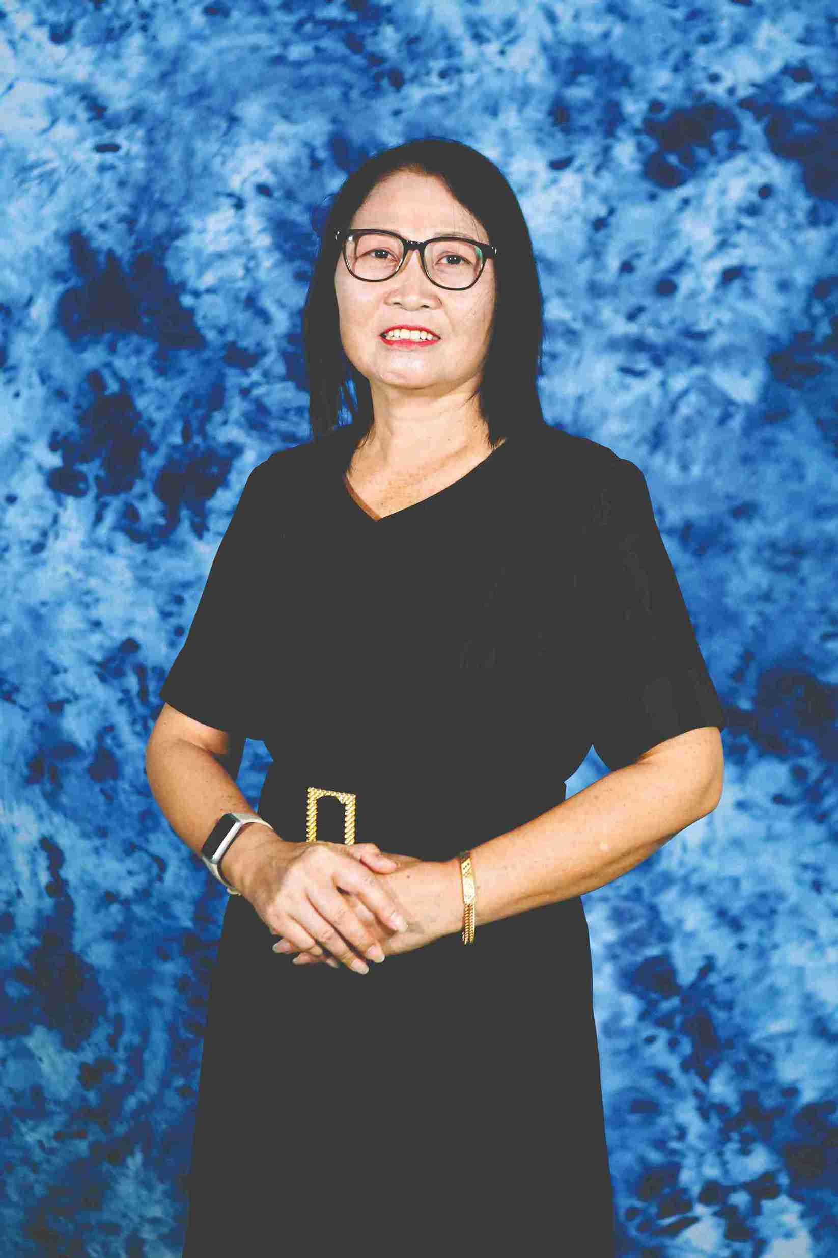 Nama Guru 2